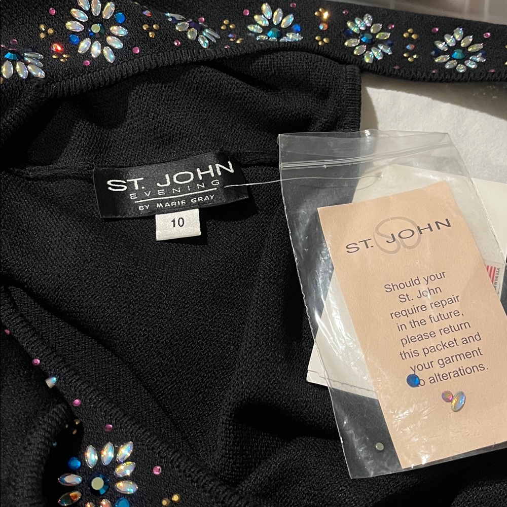 St. John Evening - Black heavy knit evening dress with decorative beads. - Picture 3 of 7
